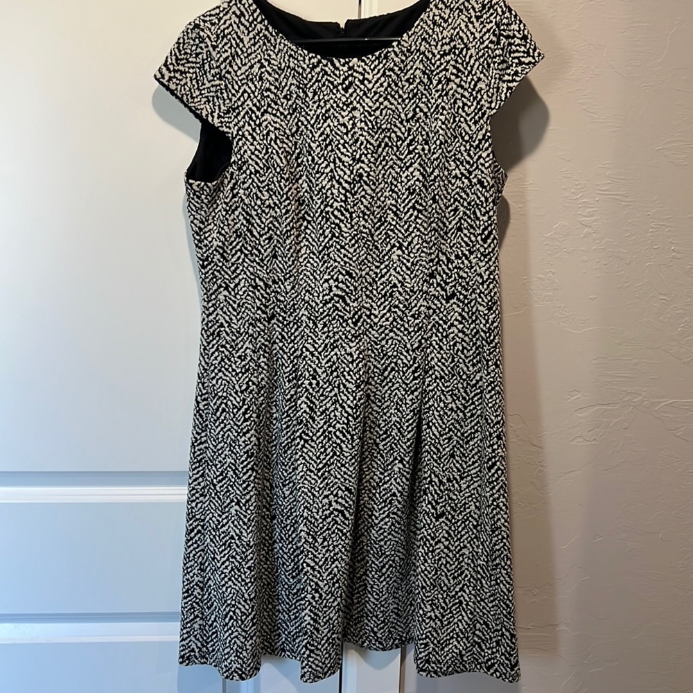 Black and white dress